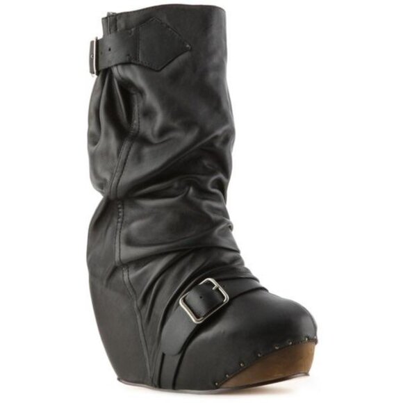 ISO Longer lashes and Sugar N Candy Irregular Choice boots. SZ 5.5, 6, 6.5,7 - Picture 1 of 2